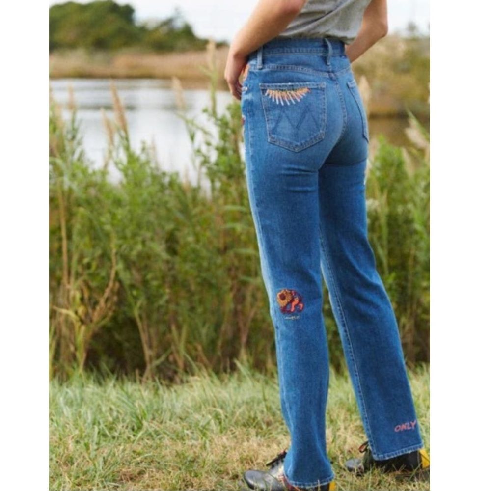 NWOT MOTHER The Rambler Sneak High Waist Straight Jeans in Running with Scissors